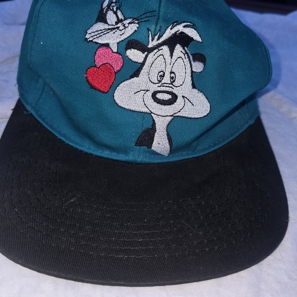 Vintage Six Flags Looney Tunes Pepe LE pew Snapback Hat - Picture 2 of 6